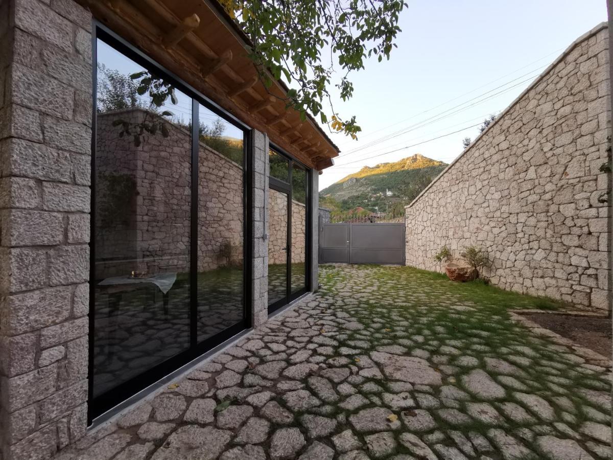 Vila Rira - Rrajce, Shebenik Perrenjas 외부 사진