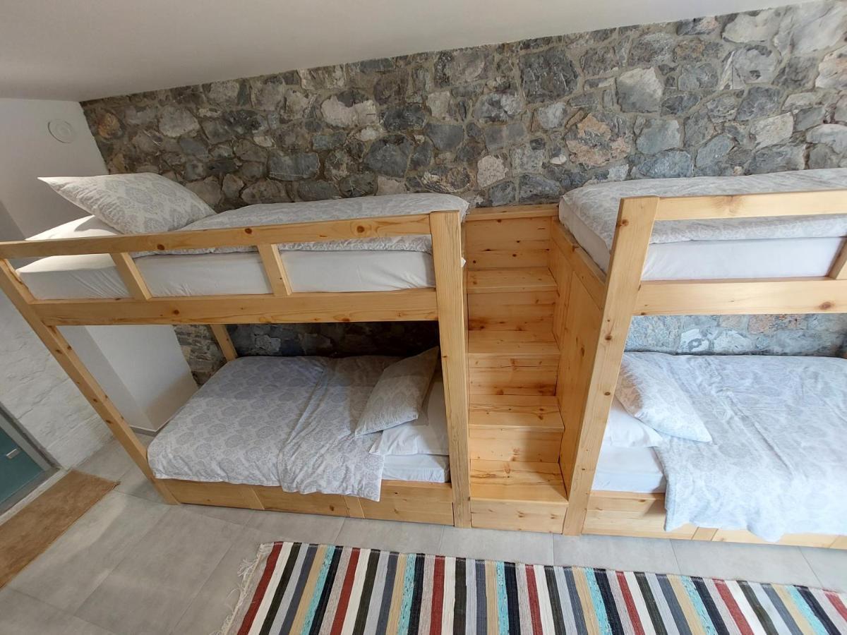 Vila Rira - Rrajce, Shebenik Perrenjas 외부 사진
